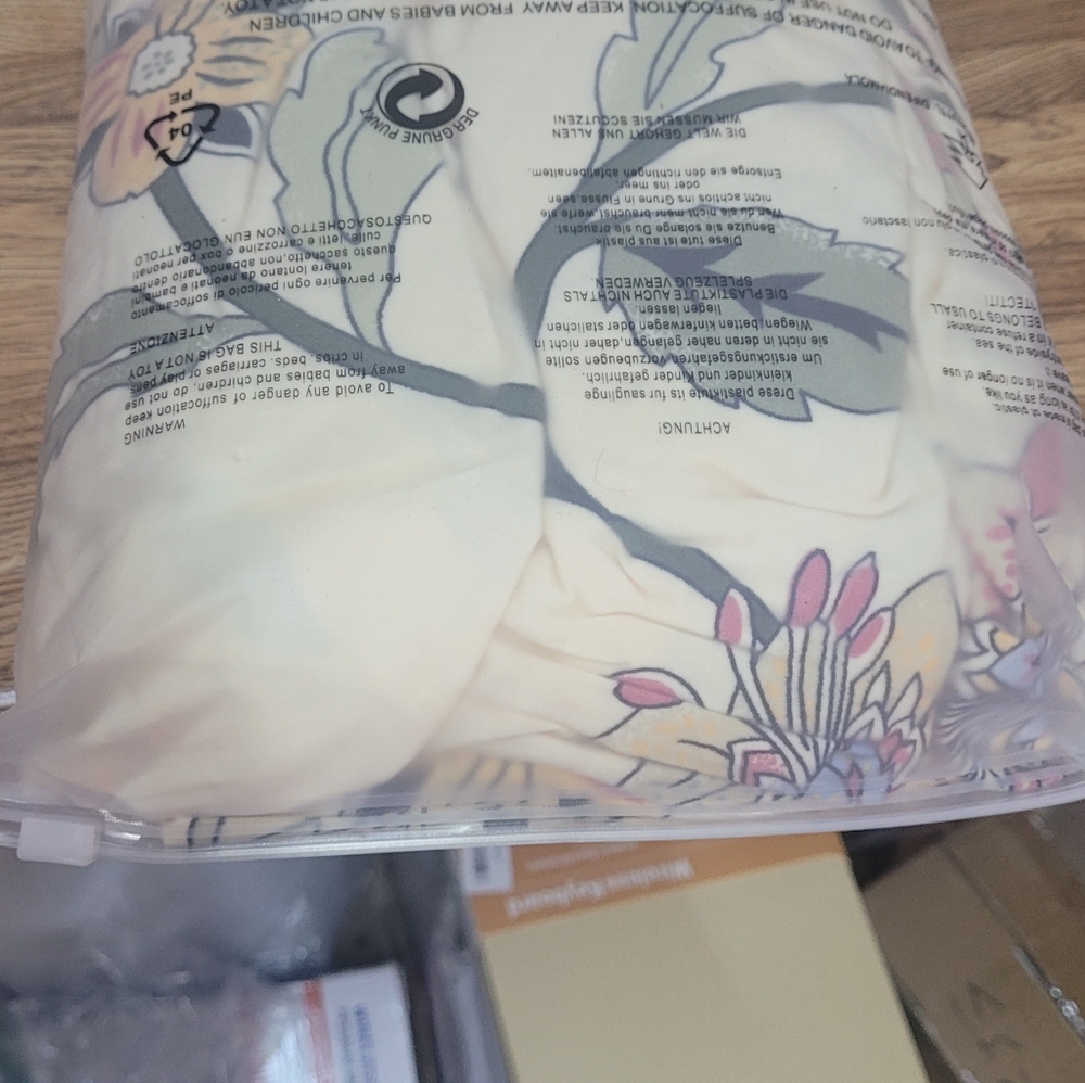 Floral Cream Chair Cover